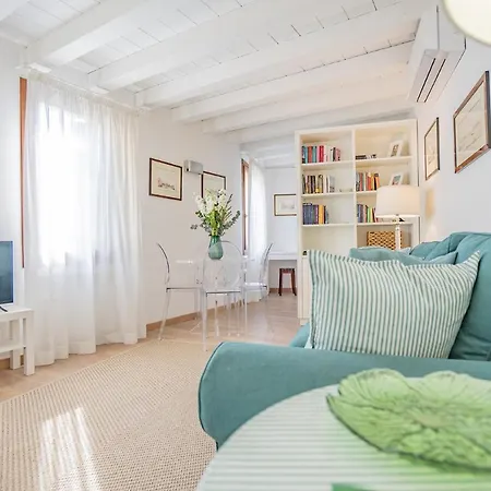 Ca' Dei Musicanti 2 Few Steps From Rialto Bridge! Appartement *